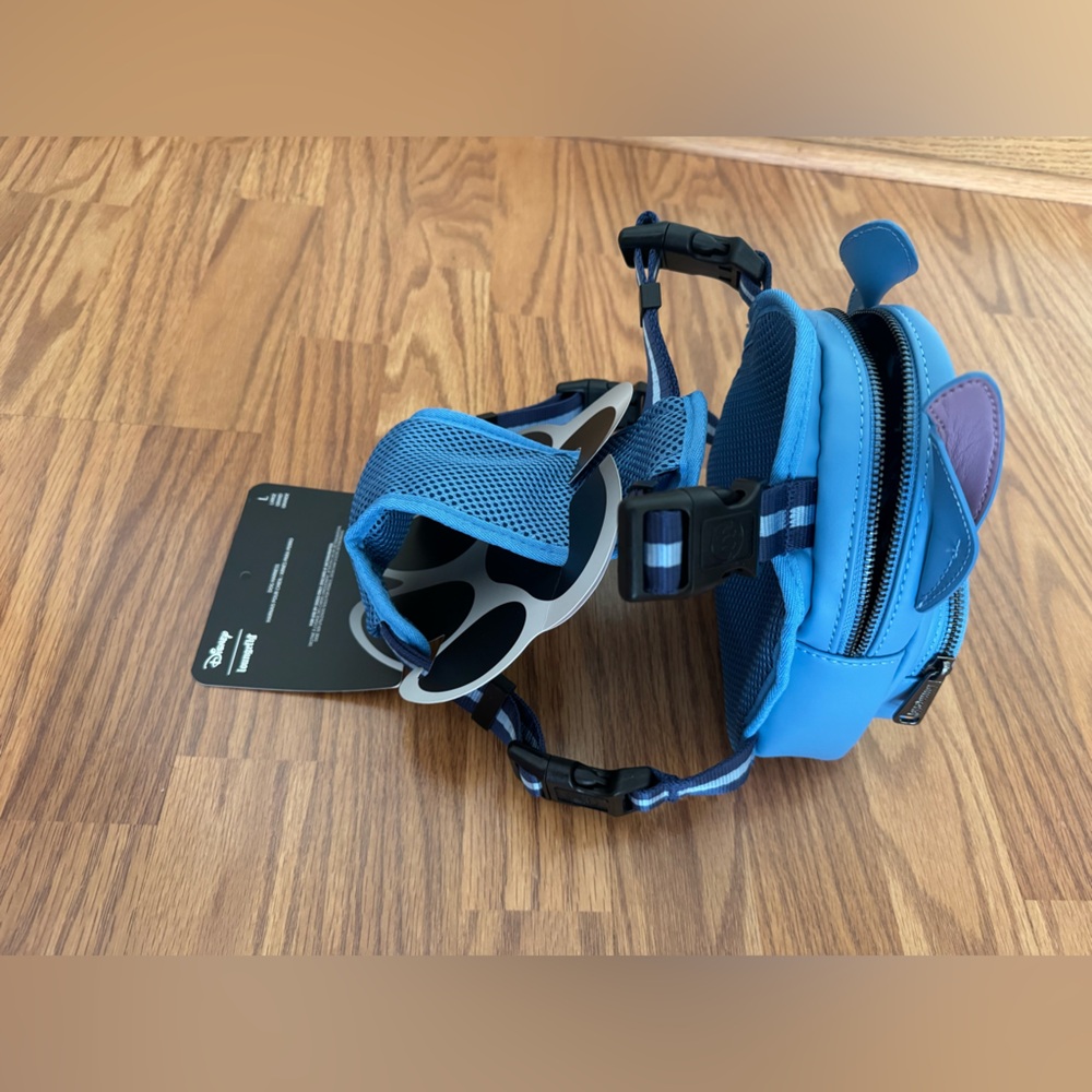 Loungefly DISNEY Stitch Mini Backpack & Harness NWT - Picture 4 of 9